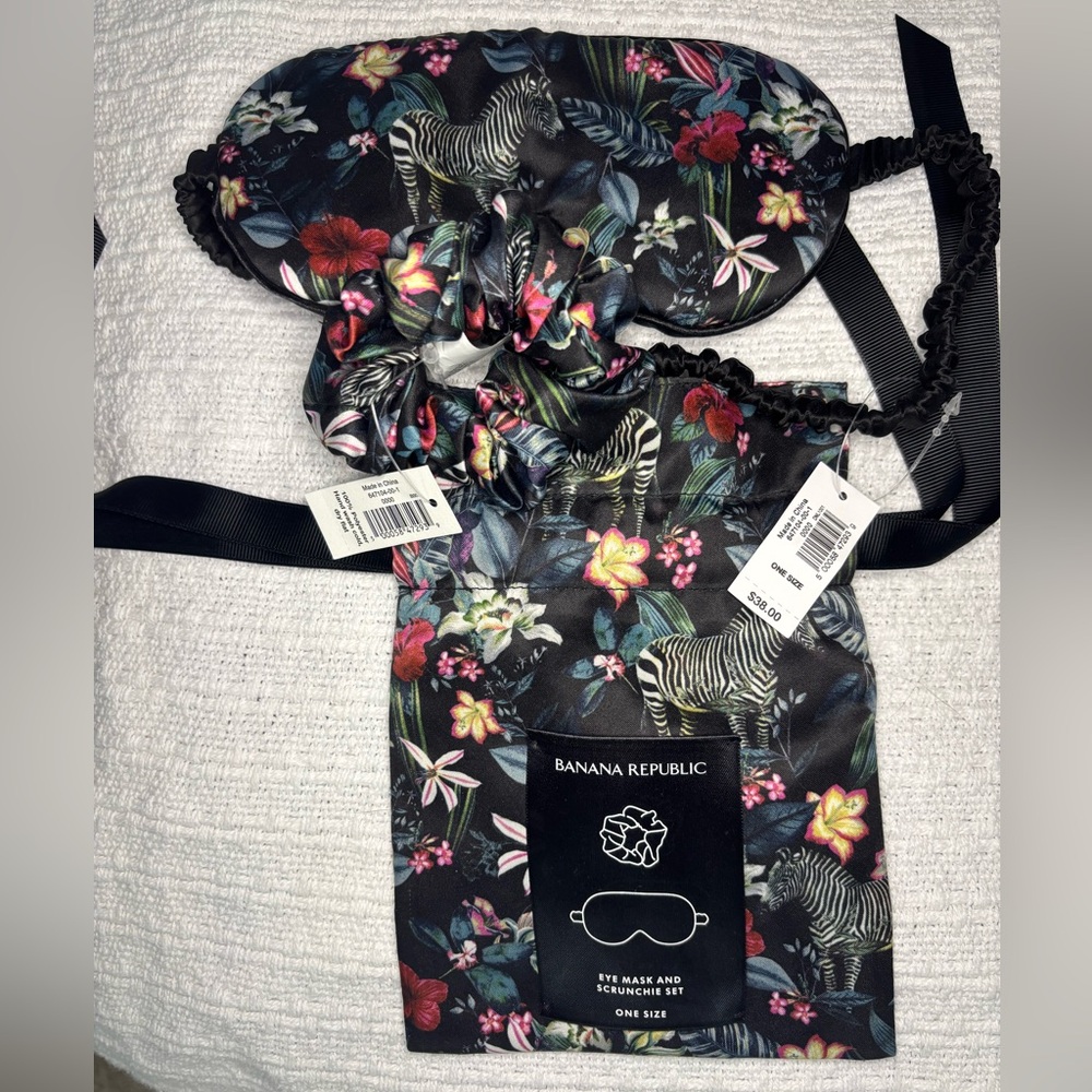 Banana Republic Floral Eye Mask and Scrunchie Set